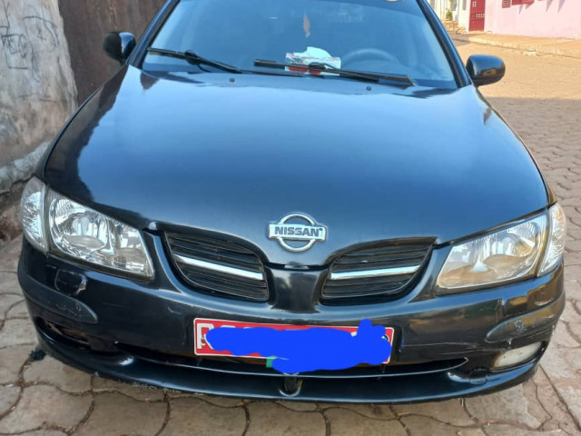 Nissan Almera, Voitures, Conakry