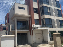 Maison à Kipé, Maisons, Conakry