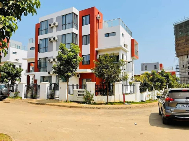 Maison à Kipé, Maisons, Conakry