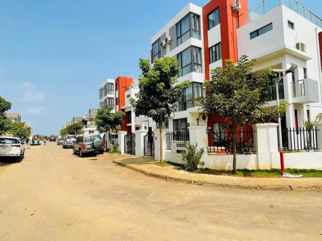 Maison à Kipé, Maisons, Conakry