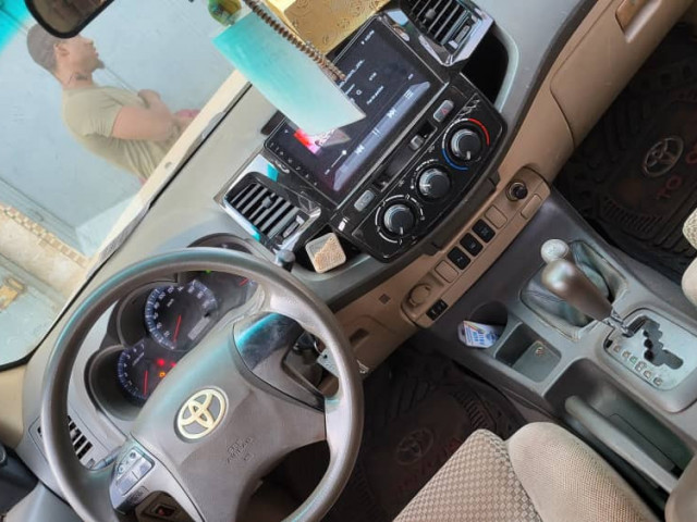 Toyota Fortuner, Voitures, Conakry