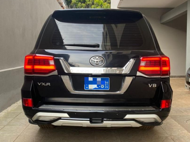 Toyota Landcruser, Voitures, Conakry