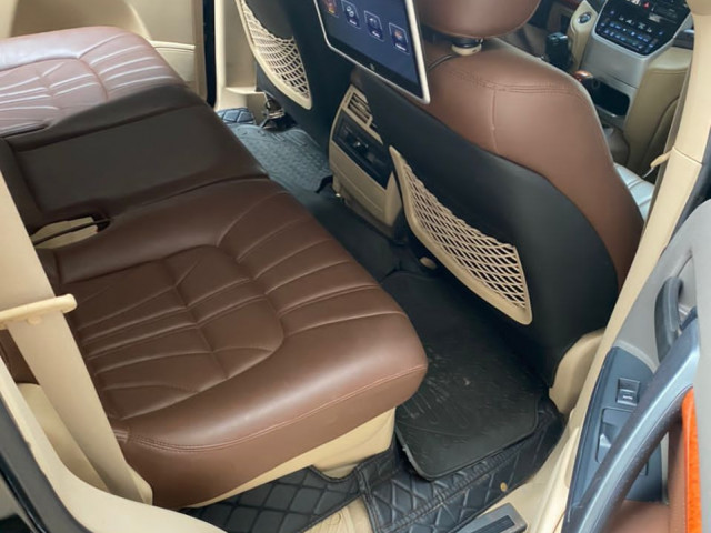 Toyota Landcruser, Voitures, Conakry