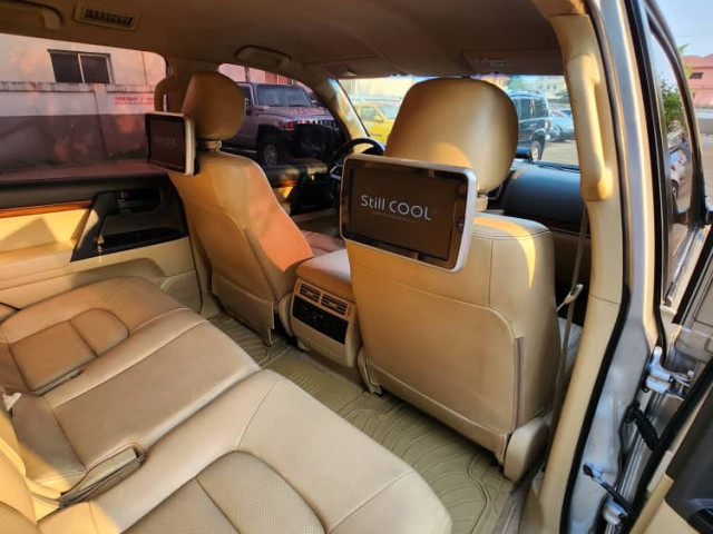 Toyota Land Cruiser, Voitures, Conakry