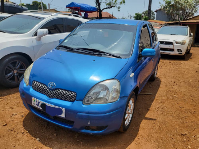 Toyota Yaris, Voitures, Conakry