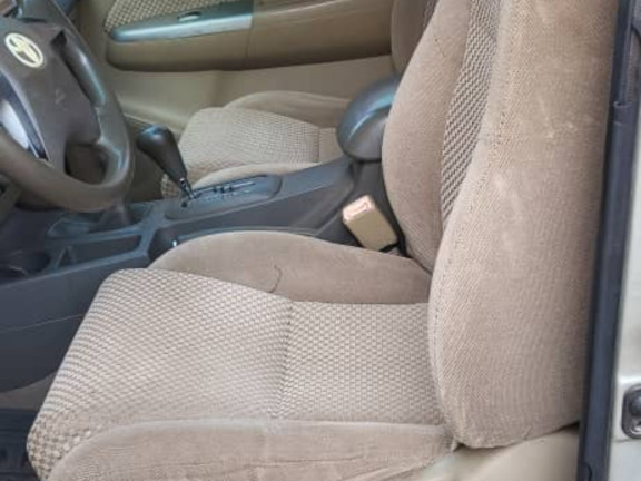 Toyota Fortuner, Voitures, Conakry