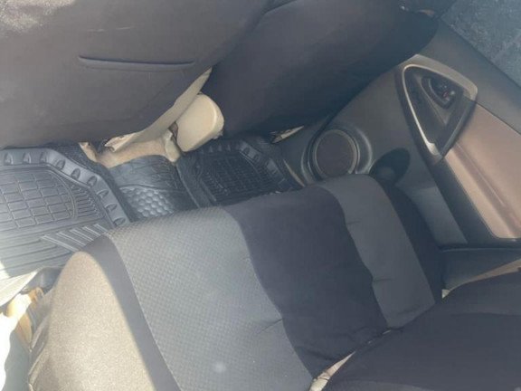 Toyota RAV4, Voitures, Conakry