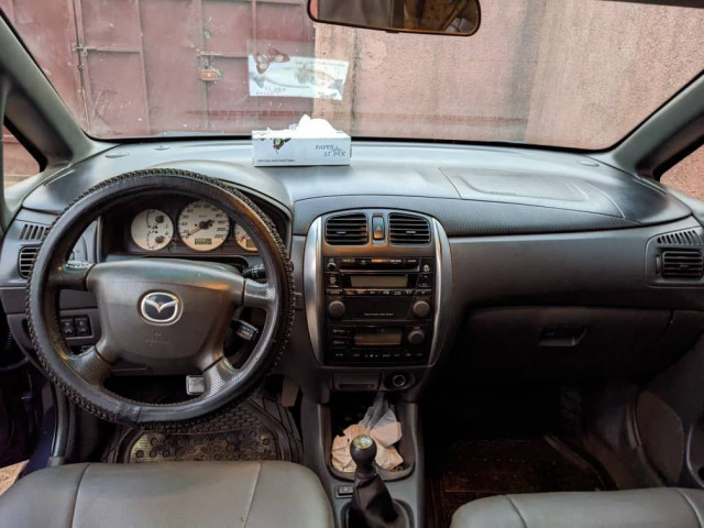 Mazda Premacy, Voitures, Conakry