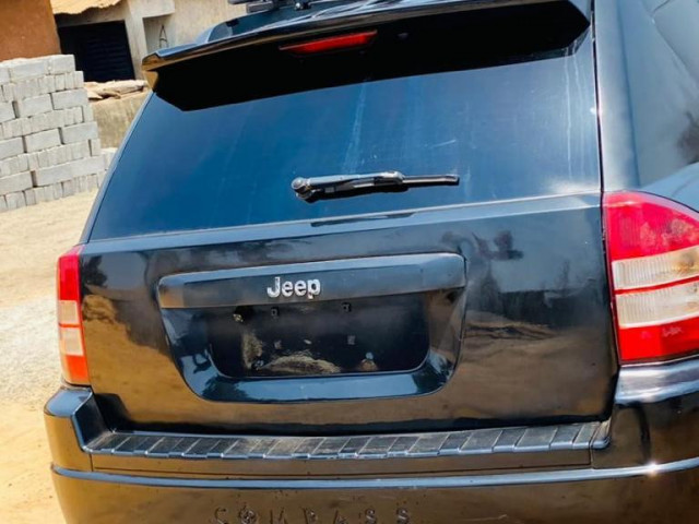 Jeep Cherokee, Voitures, Conakry