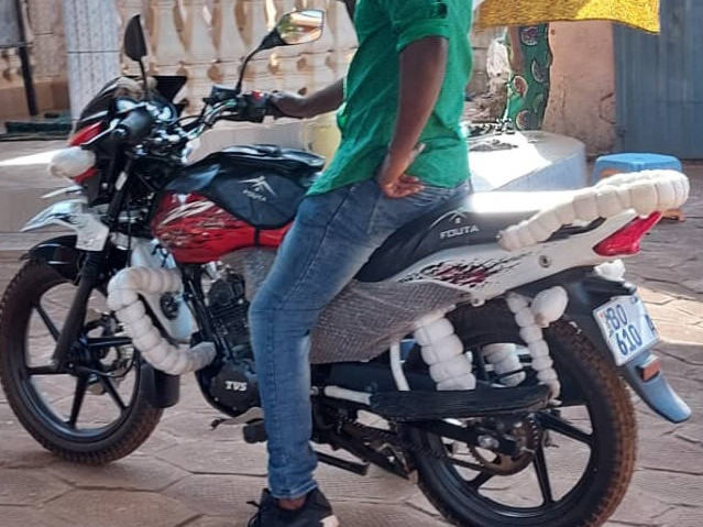 Moto 🏍 TVS 125 ZT, Motos - Scooters, Conakry