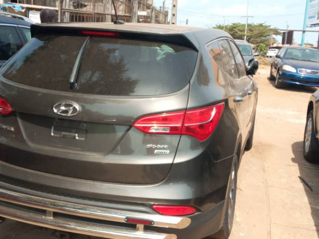 Hyundai Santa Fe, Voitures, Conakry