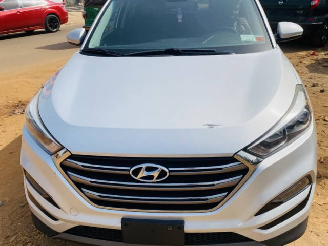 Hyundai Tucson, Voitures, Conakry