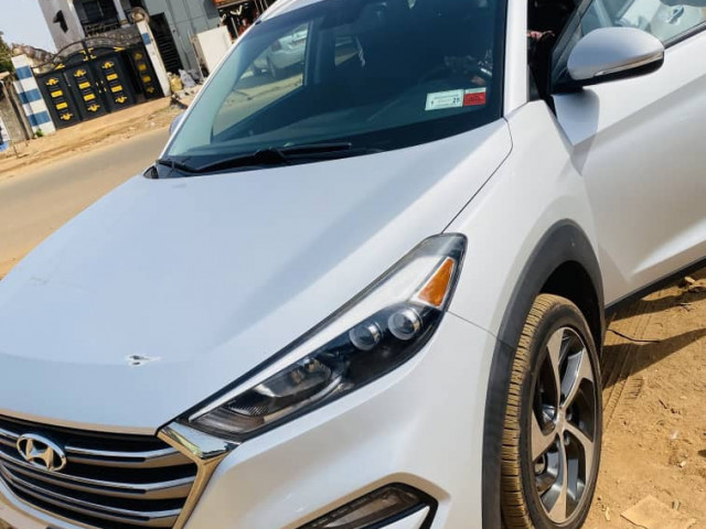Hyundai Tucson, Voitures, Conakry