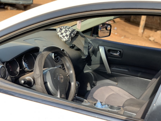 Nissan Rogue, Voitures, Conakry