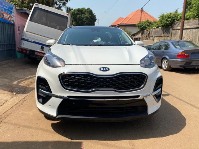 Kia Sportage, Voitures, Conakry