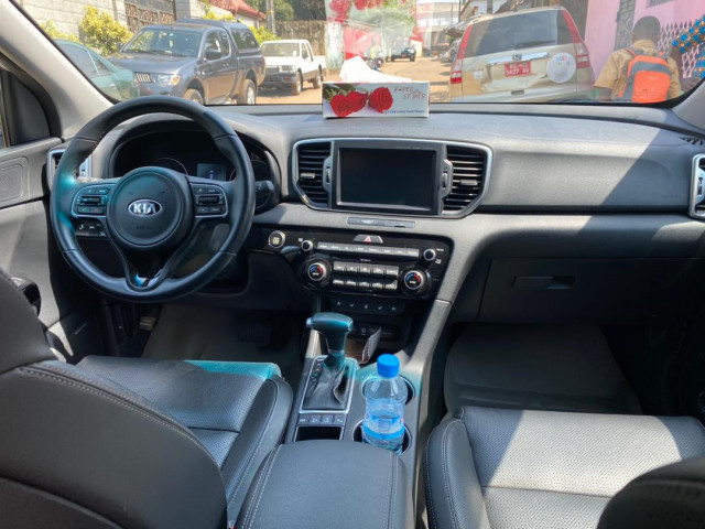 Kia Sportage, Voitures, Conakry