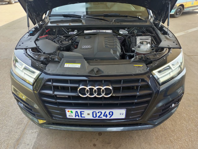 Audi Q5, Voitures, Conakry