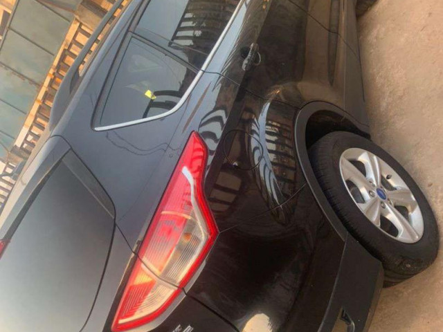 Ford Escape, Voitures, Conakry