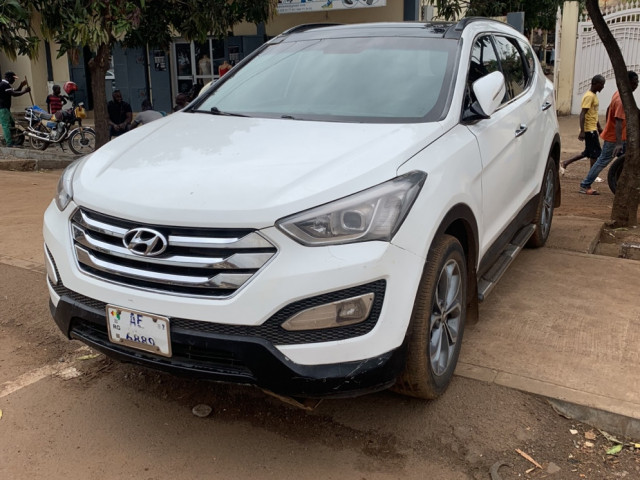 Hyundai Santa Fe, Voitures, Conakry