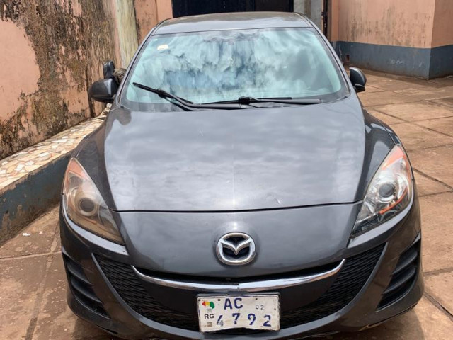 Mazda 3, Voitures, Conakry