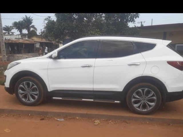 Hyundai Santa Fe, Voitures, Conakry