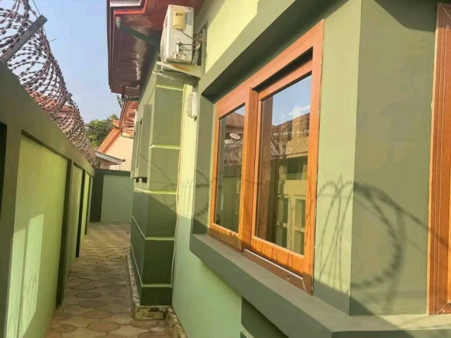 Bâtiment Sonfonia Centre, Maisons, Conakry