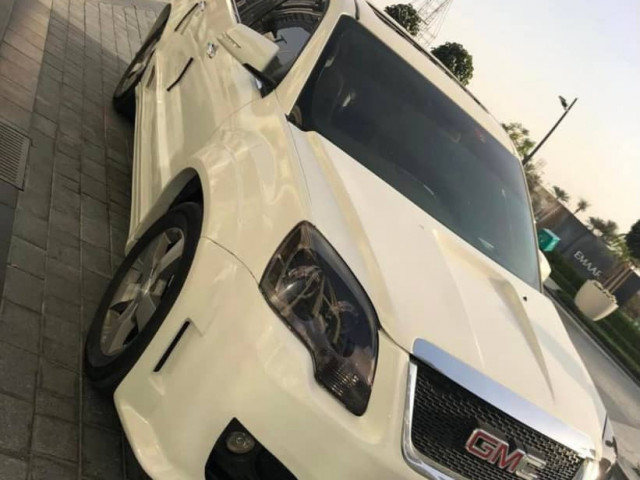 GMC Acadia, Voitures, Conakry