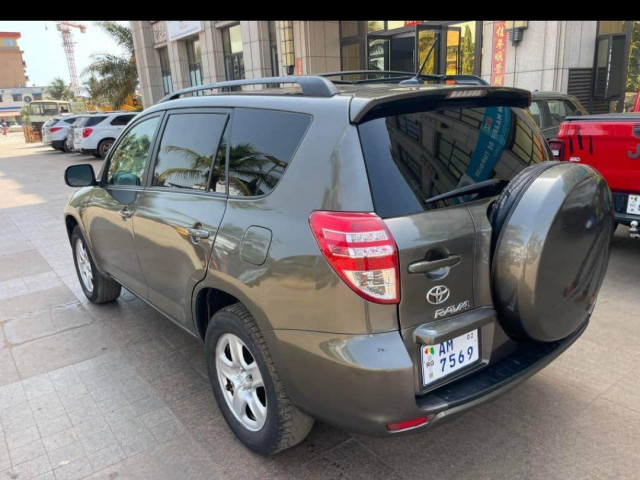 Toyota rav 4, Voitures, Conakry