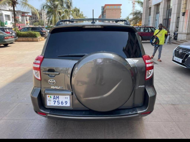 Toyota rav 4, Voitures, Conakry