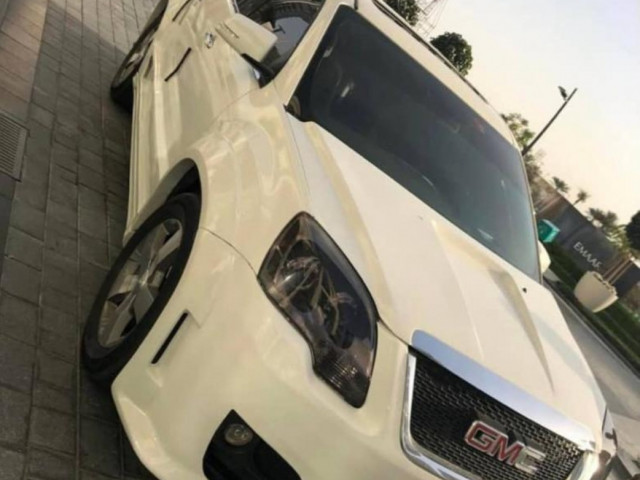 GMC Acadia, Voitures, Conakry