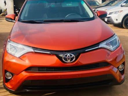 Toyota RAV4, Voitures, Conakry
