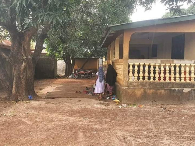 Maison à Fassia, Maisons, Coyah
