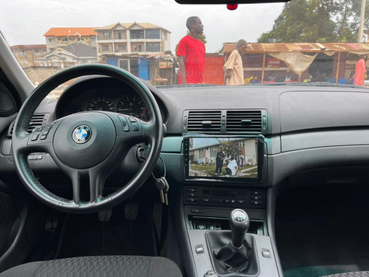 BMW Série 3, Voitures, Conakry