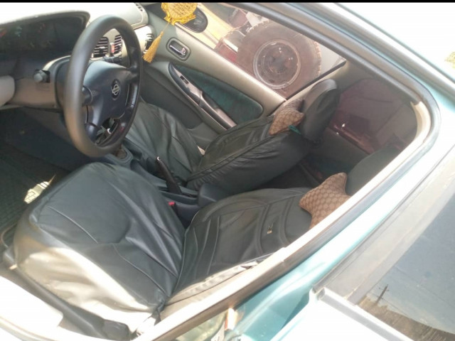 Nissan Almera, Voitures, Conakry