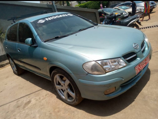 Nissan Almera, Voitures, Conakry