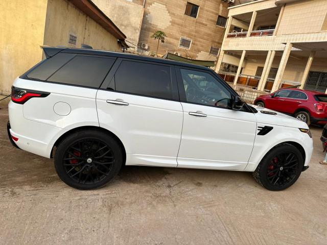 Land Rover Range Rover, Voitures, Conakry