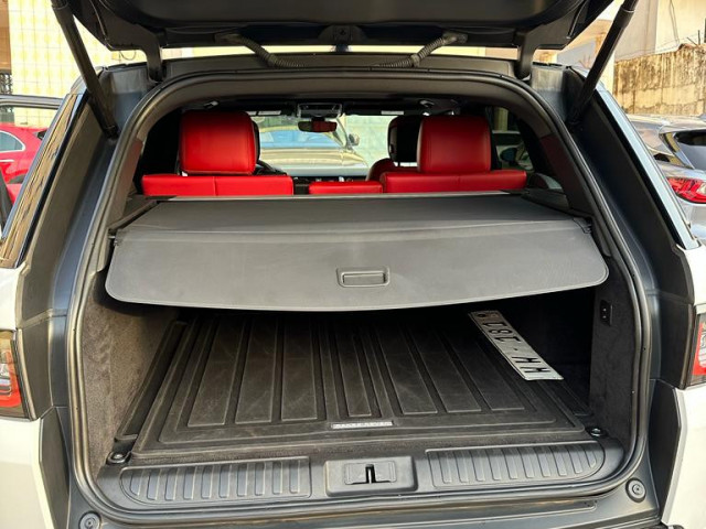 Land Rover Range Rover, Voitures, Conakry