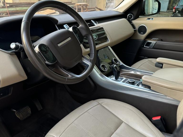 Land Rover Range Rover, Voitures, Conakry