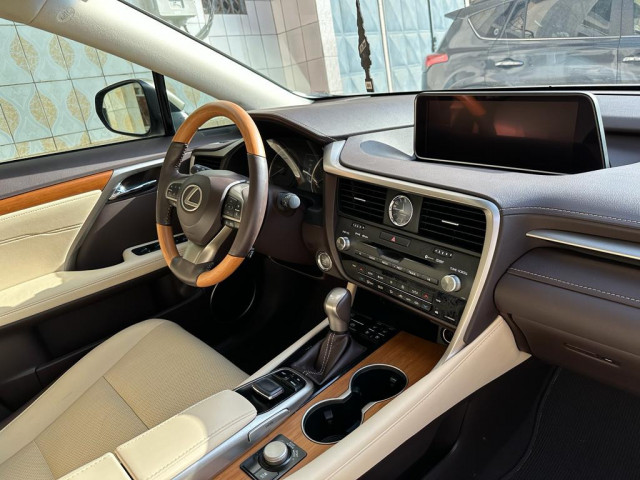Lexus RX 350, Voitures, Conakry