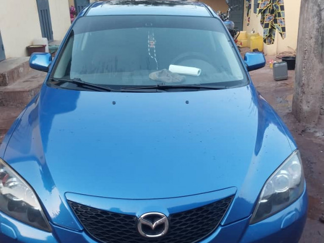 Mazda 3, Voitures, Conakry