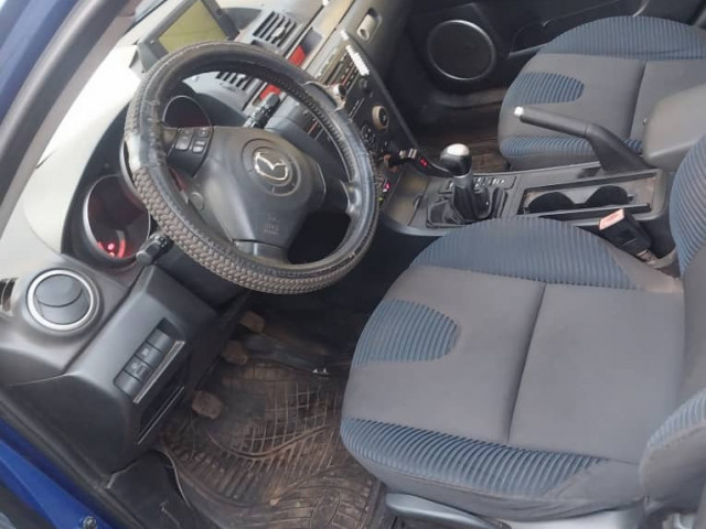 Mazda 3, Voitures, Conakry
