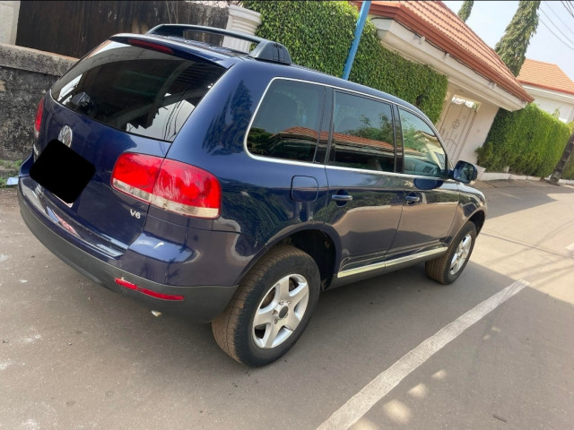 Volkswagen Touareg, Voitures, Conakry