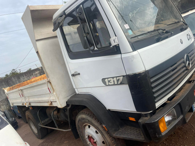 Mercedes-Benz Atego, Camions - Autobus, Conakry
