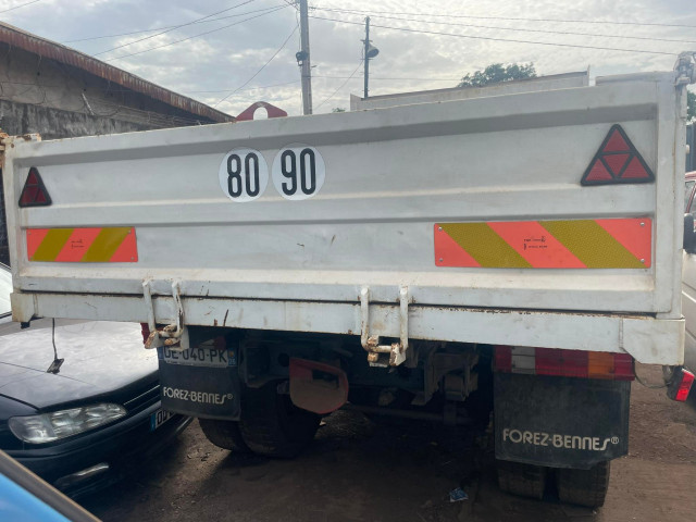 Mercedes-Benz Atego, Camions - Autobus, Conakry