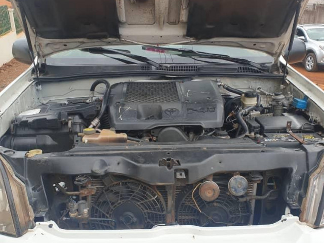 Toyota Land Cruiser Prado, Voitures, Conakry