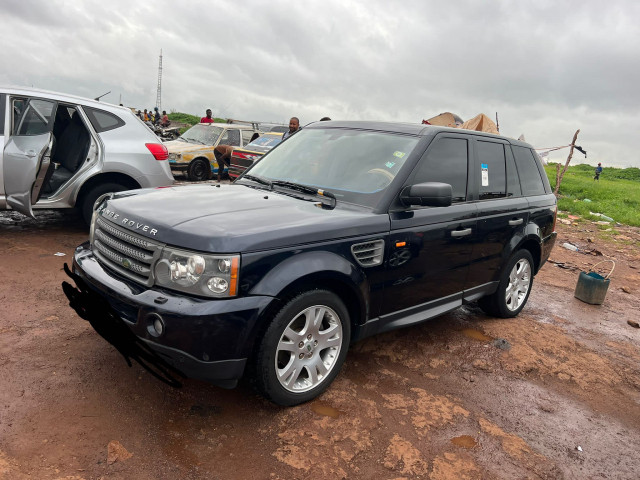 Land Rover Range Rover, Voitures, Conakry