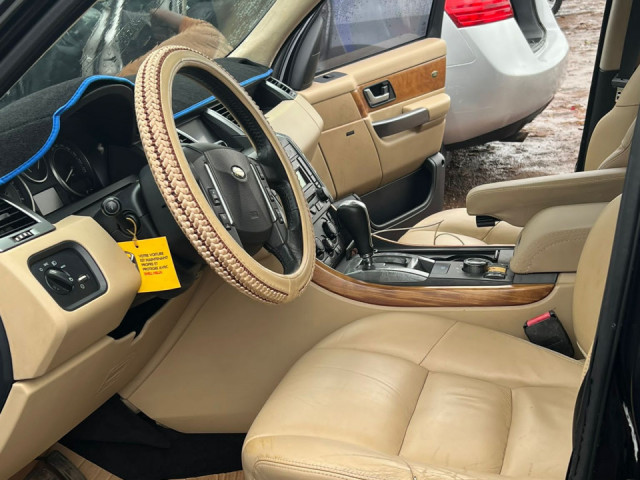 Land Rover Range Rover, Voitures, Conakry