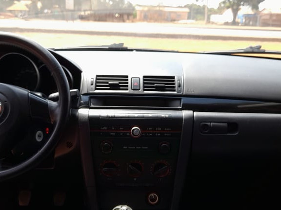 Mazda 3, Voitures, Conakry