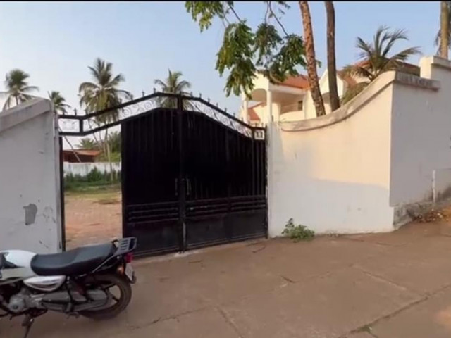 Mini Cité en vente à Taouyah Corniche, Maisons, Conakry