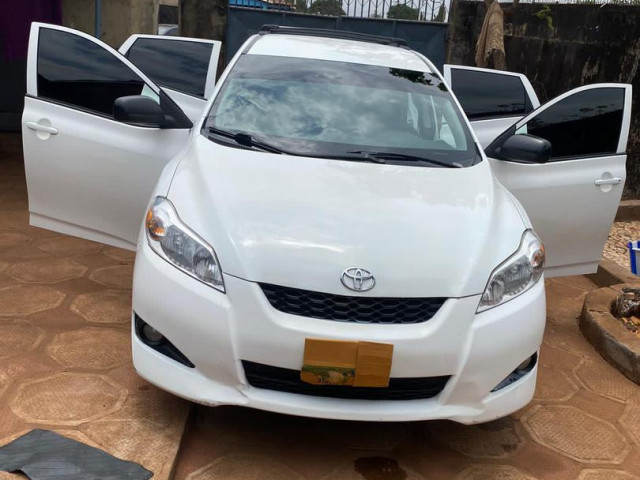 Toyota Matrix, Voitures, Conakry